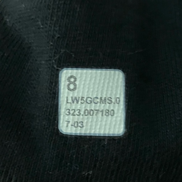 Lululemon Soft Jersey Classic-Fit Mid-
Rise Jogger - Picture 6 of 9